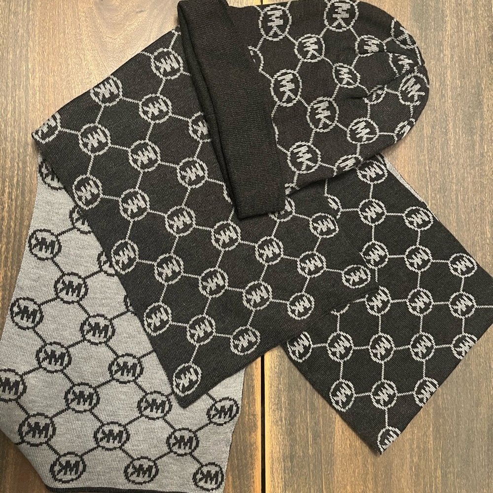 Michael Kors scarf and hat set